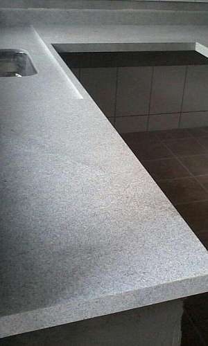 Balcão de mármore para churrasqueira Balcão de mármore para churrasqueira